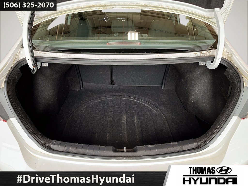 2017 Hyundai Elantra GL in Woodstock, New Brunswick - 13 - w1024h768px