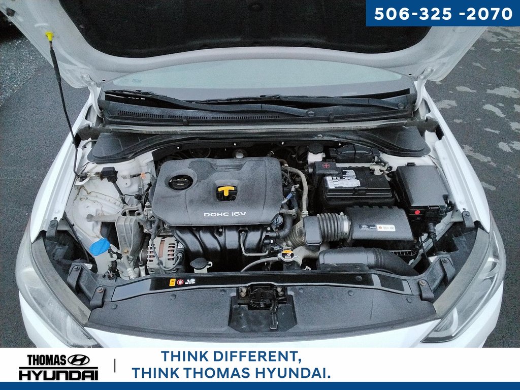 2018 Hyundai Elantra GLS in Woodstock, New Brunswick - 14 - w1024h768px
