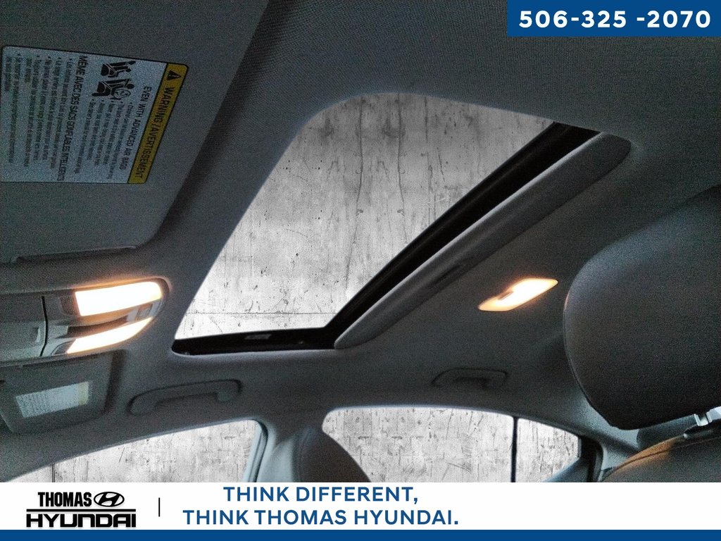 2018 Hyundai Elantra GLS in Woodstock, New Brunswick - 35 - w1024h768px