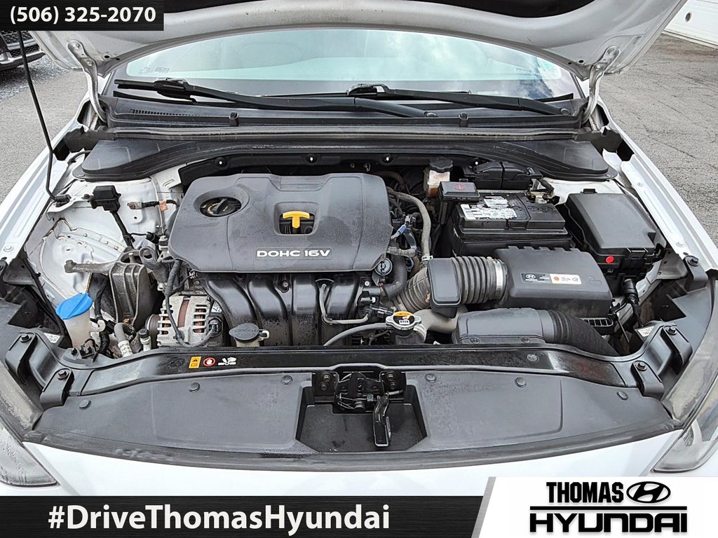 2018 Hyundai Elantra GLS in Woodstock, New Brunswick - 17 - w1024h768px