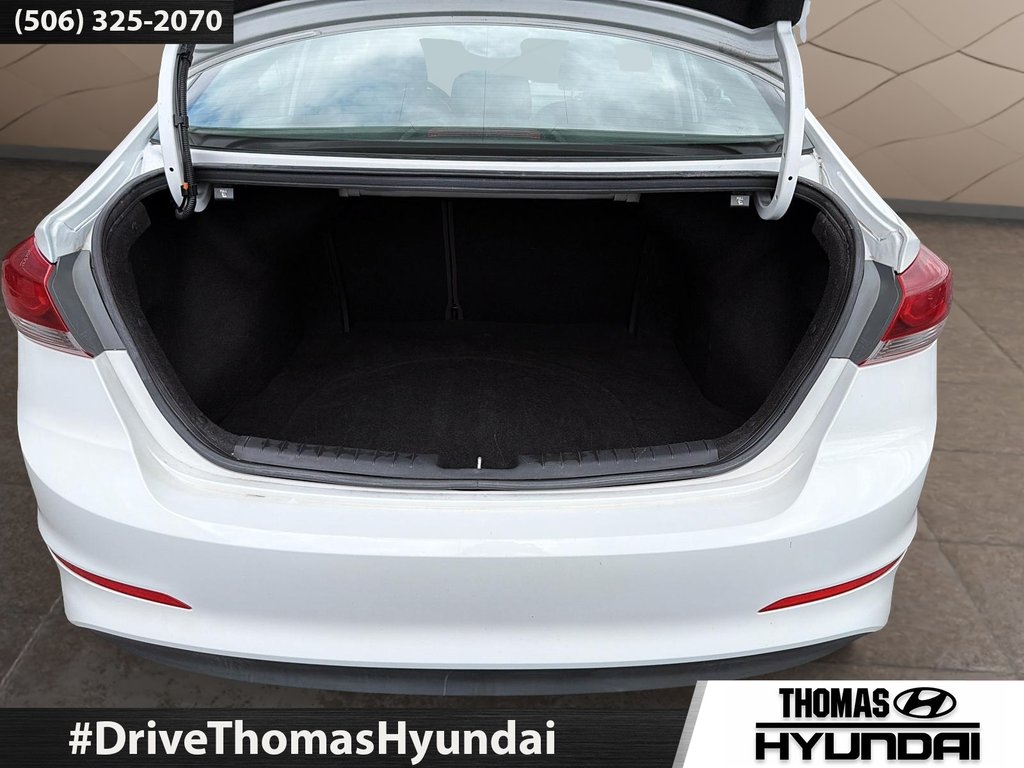 2018 Hyundai Elantra GLS in Woodstock, New Brunswick - 13 - w1024h768px