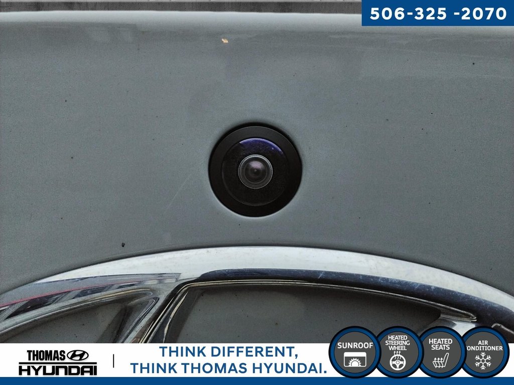 2021 Hyundai Elantra Preferred in Woodstock, New Brunswick - 5 - w1024h768px