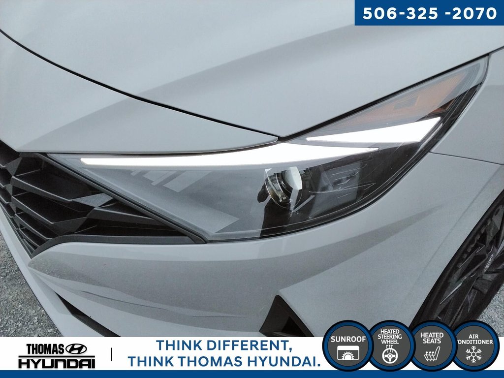 2021 Hyundai Elantra Preferred in Woodstock, New Brunswick - 9 - w1024h768px