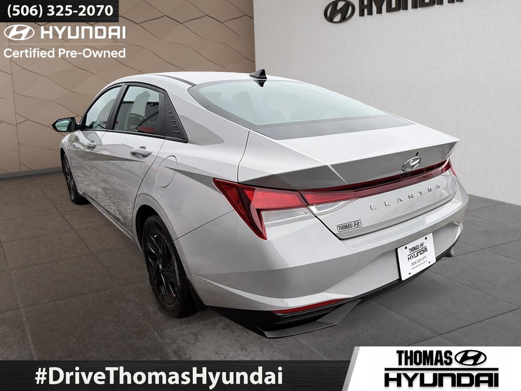 2021 Hyundai Elantra Preferred in Woodstock, New Brunswick - 10 - w1024h768px