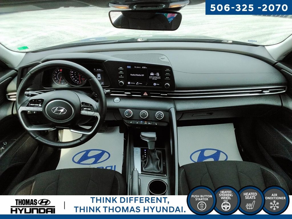 2022 Hyundai Elantra Preferred in Woodstock, New Brunswick - 19 - w1024h768px