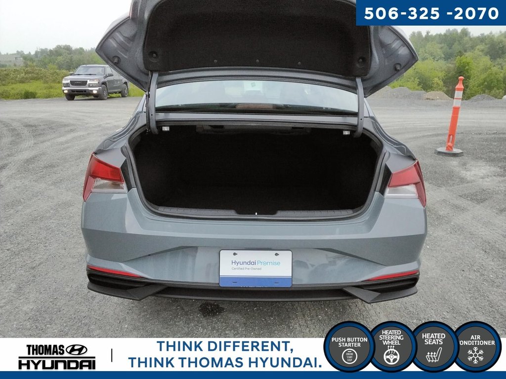 2022 Hyundai Elantra Preferred in Woodstock, New Brunswick - 41 - w1024h768px