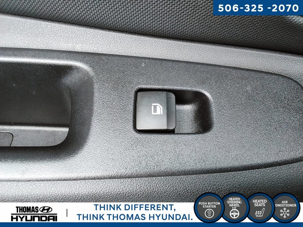 2022 Hyundai Elantra Preferred in Woodstock, New Brunswick - 24 - w1024h768px