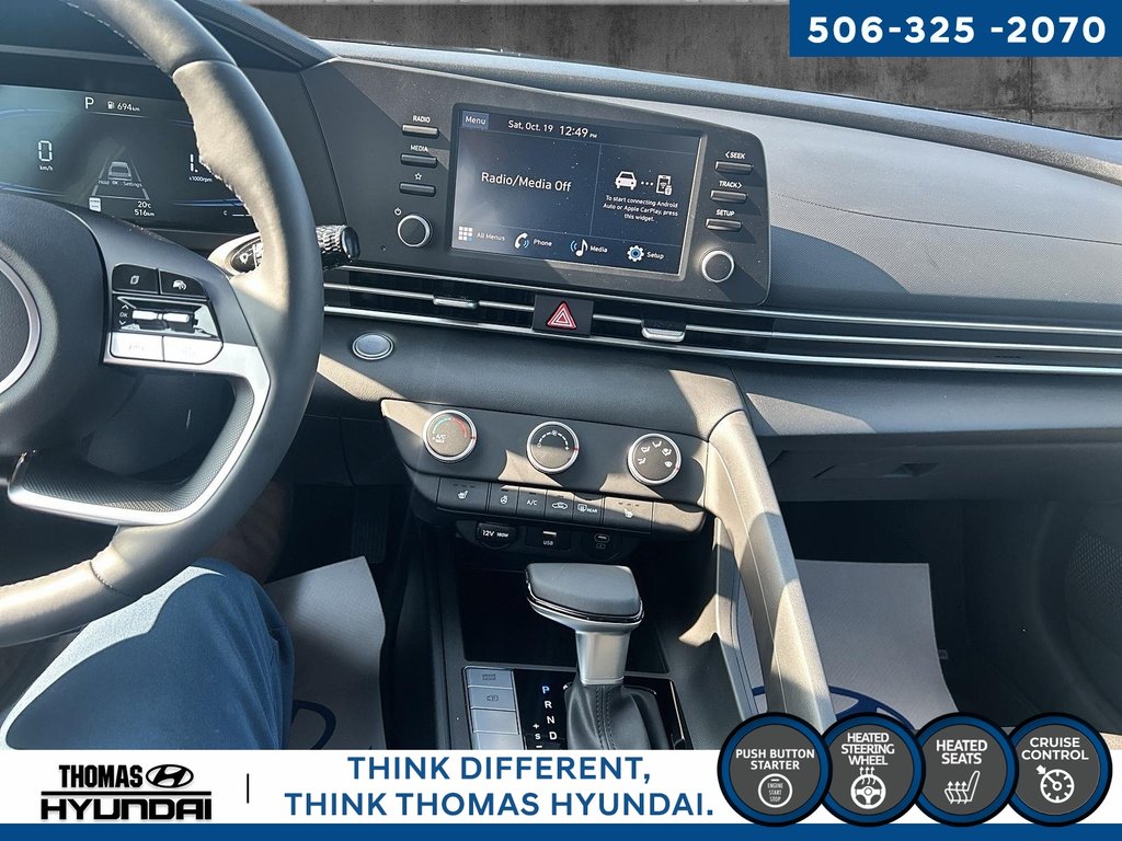 2025  Elantra Preferred in Woodstock, New Brunswick - 20 - w1024h768px