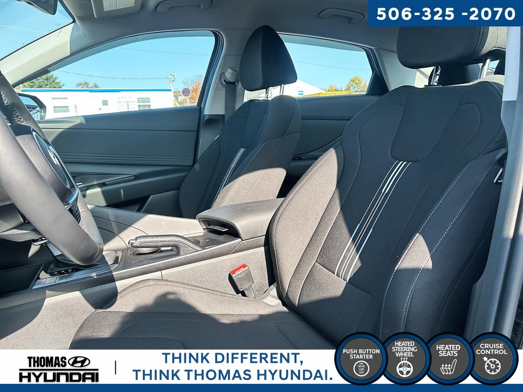 2025  Elantra Preferred in Woodstock, New Brunswick - 10 - w1024h768px