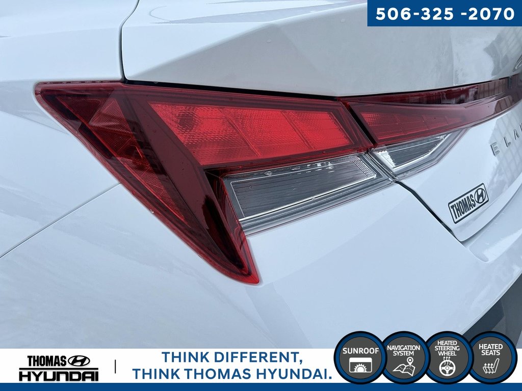 2025 Hyundai Elantra Preferred with Tech in Woodstock, New Brunswick - 7 - w1024h768px