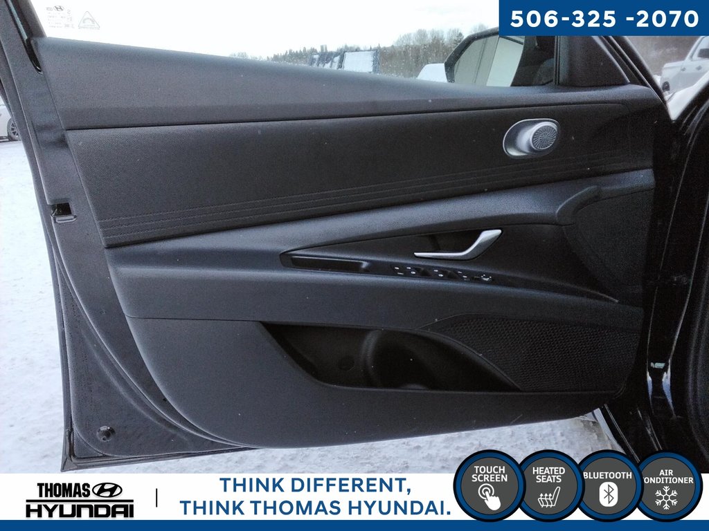 2025 Hyundai Elantra Essential in Woodstock, New Brunswick - 19 - w1024h768px