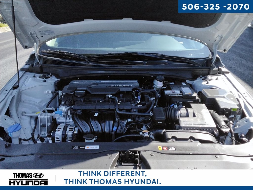 2025 Hyundai Elantra Preferred in Woodstock, New Brunswick - 13 - w1024h768px