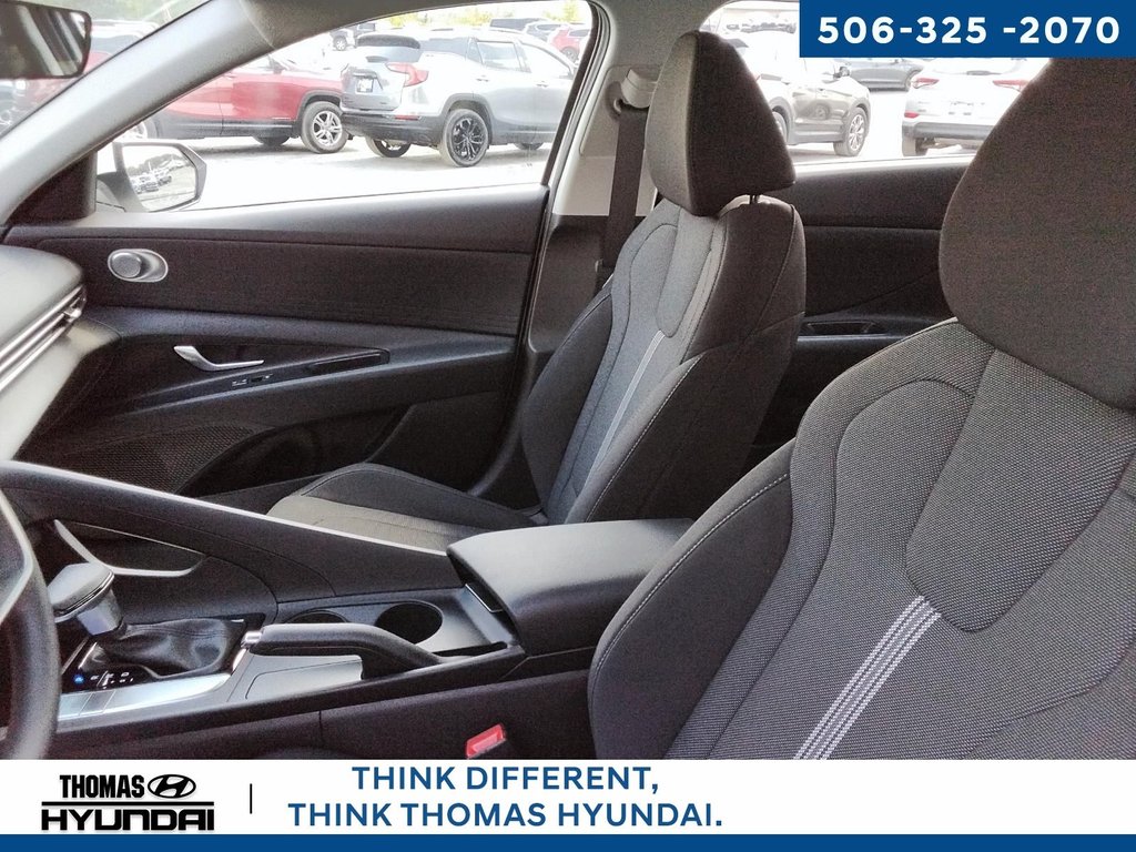2025 Hyundai Elantra Essential in Woodstock, New Brunswick - 16 - w1024h768px