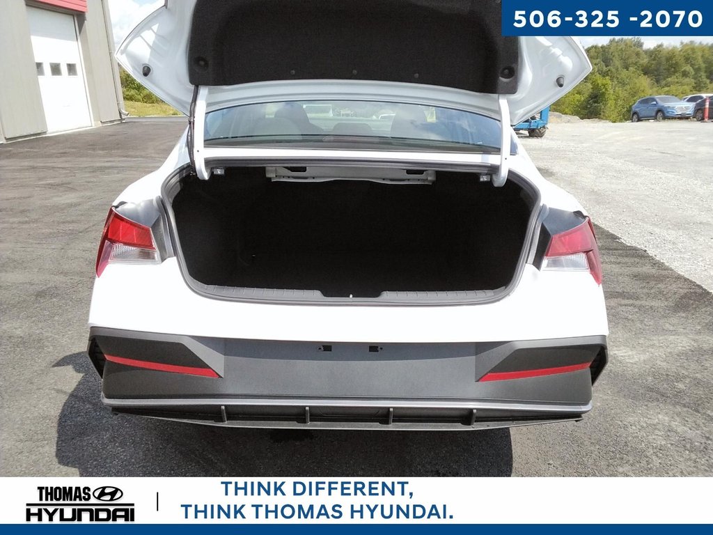 2025 Hyundai Elantra Essential in Woodstock, New Brunswick - 41 - w1024h768px