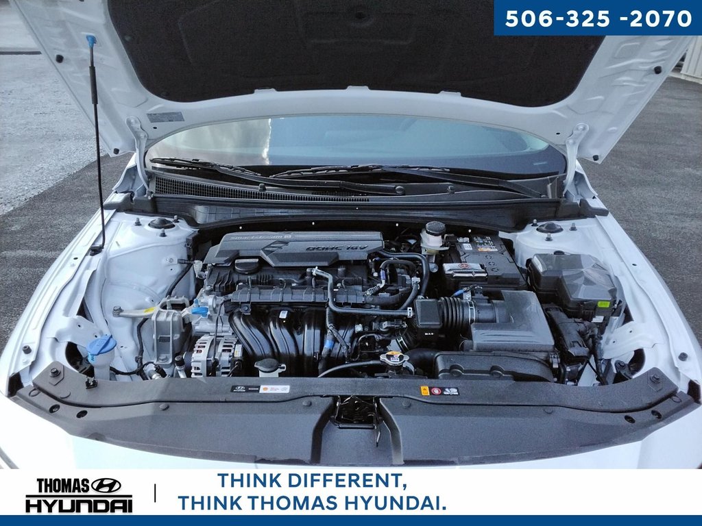2025 Hyundai Elantra Essential in Woodstock, New Brunswick - 14 - w1024h768px