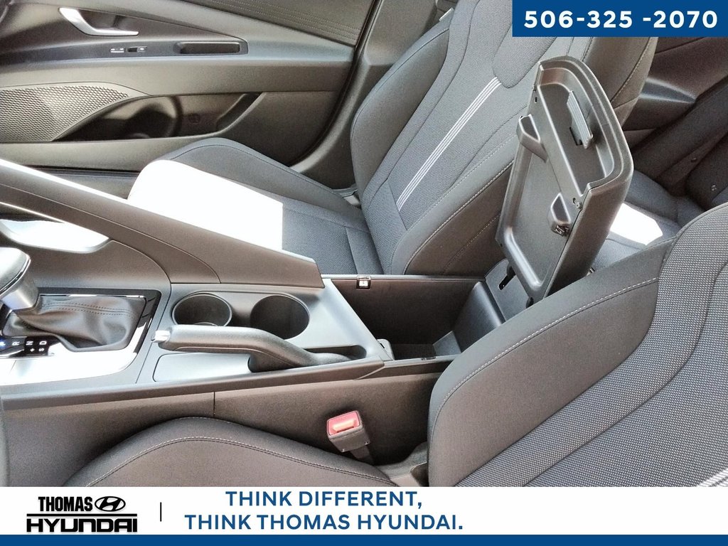 2025 Hyundai Elantra Essential in Woodstock, New Brunswick - 34 - w1024h768px