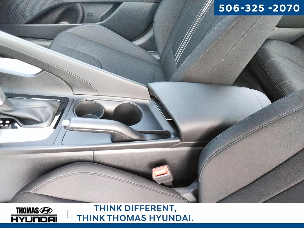 2025 Hyundai Elantra Preferred with Tech in Woodstock, New Brunswick - 33 - w1024h768px