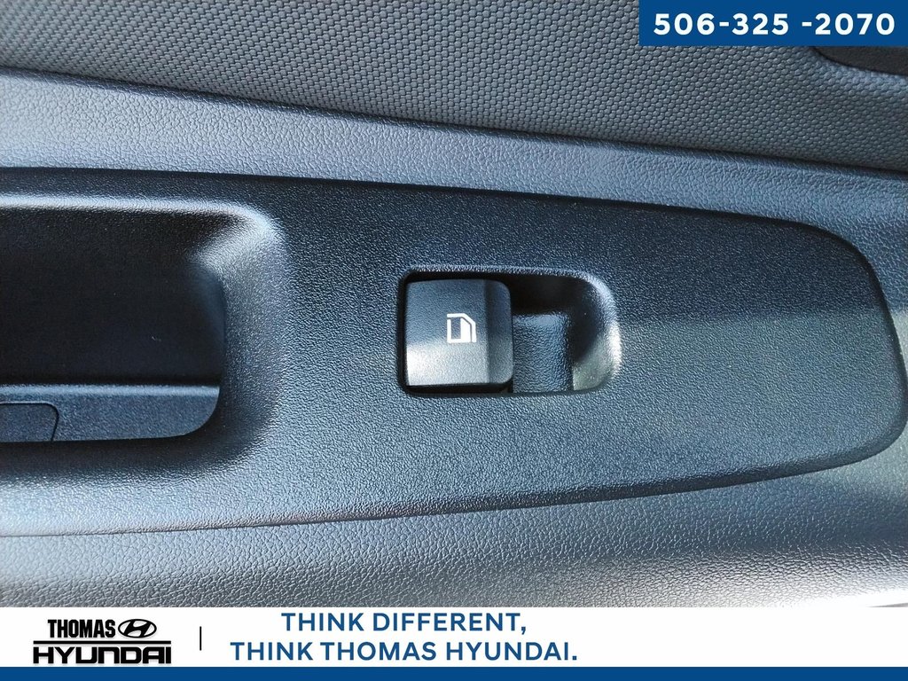 2025 Hyundai Elantra Preferred with Tech in Woodstock, New Brunswick - 24 - w1024h768px