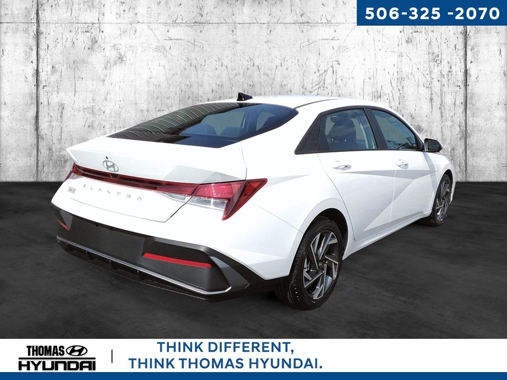 2025 Hyundai Elantra Preferred with Tech in Woodstock, New Brunswick - 7 - w1024h768px