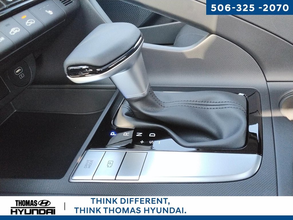 2025 Hyundai Elantra Preferred with Tech in Woodstock, New Brunswick - 31 - w1024h768px