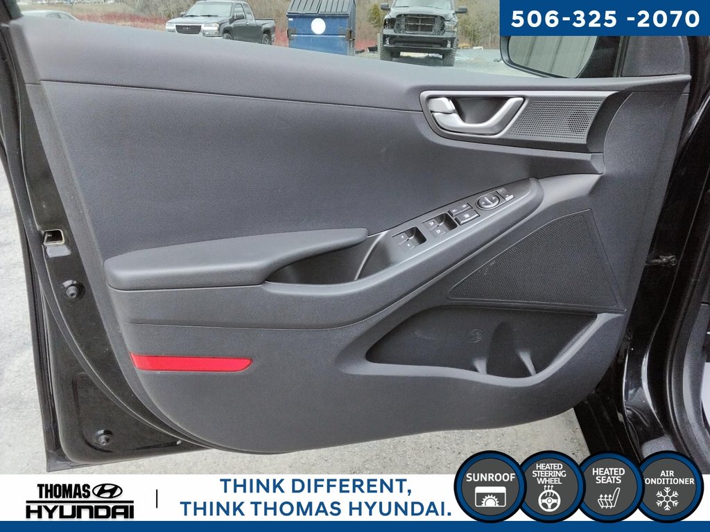 2022 Hyundai IONIQ HYBRID Preferred in Woodstock, New Brunswick - 23 - w1024h768px