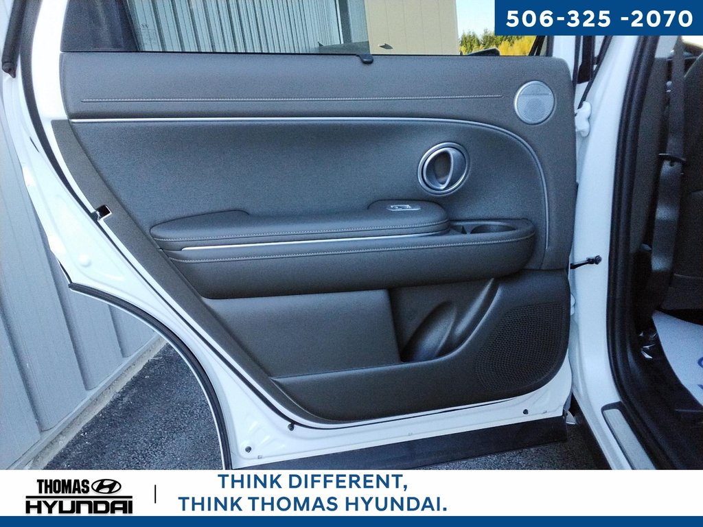 2026 Hyundai Palisade Hybrid Ultimate Calligraphy- NHL Edition in Woodstock, New Brunswick - 29 - w1024h768px