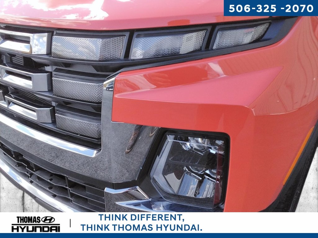 2025 Hyundai Santa Cruz Preferred in Woodstock, New Brunswick - 8 - w1024h768px