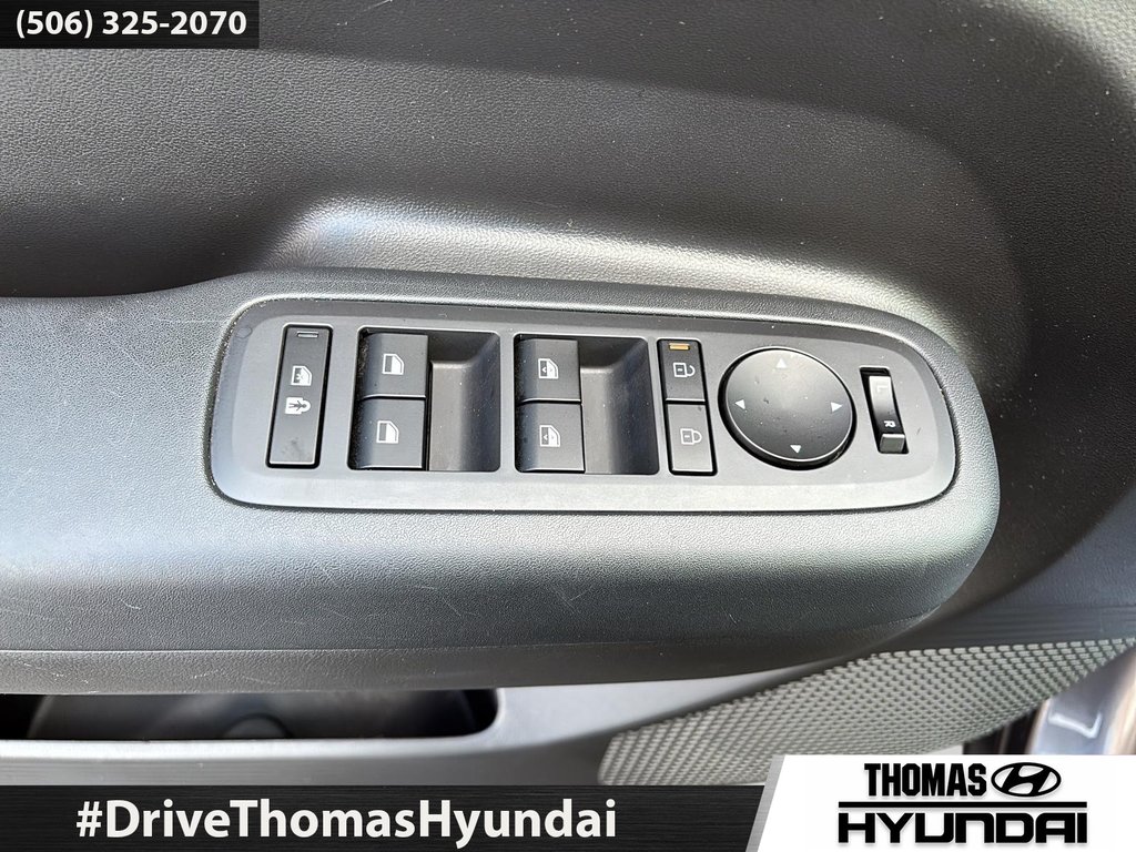 2024 Hyundai Santa Fe Hybrid Preferred w/Trend Package in Woodstock, New Brunswick - 25 - w1024h768px
