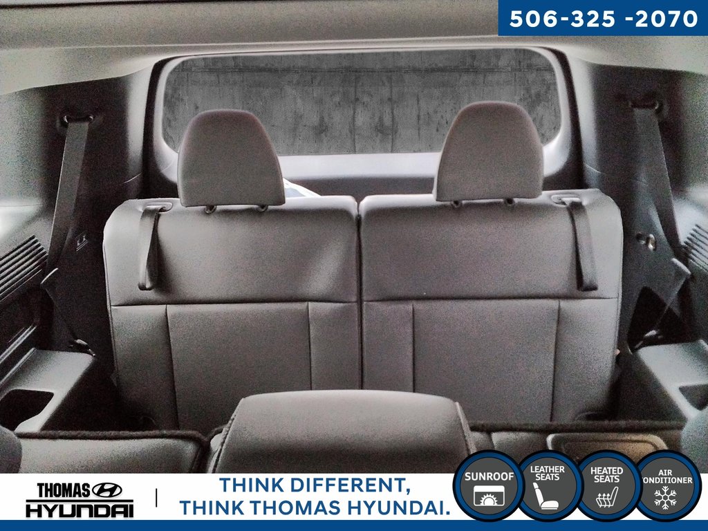 2025 Hyundai Santa Fe Hybrid Preferred with Trend in Woodstock, New Brunswick - 24 - w1024h768px