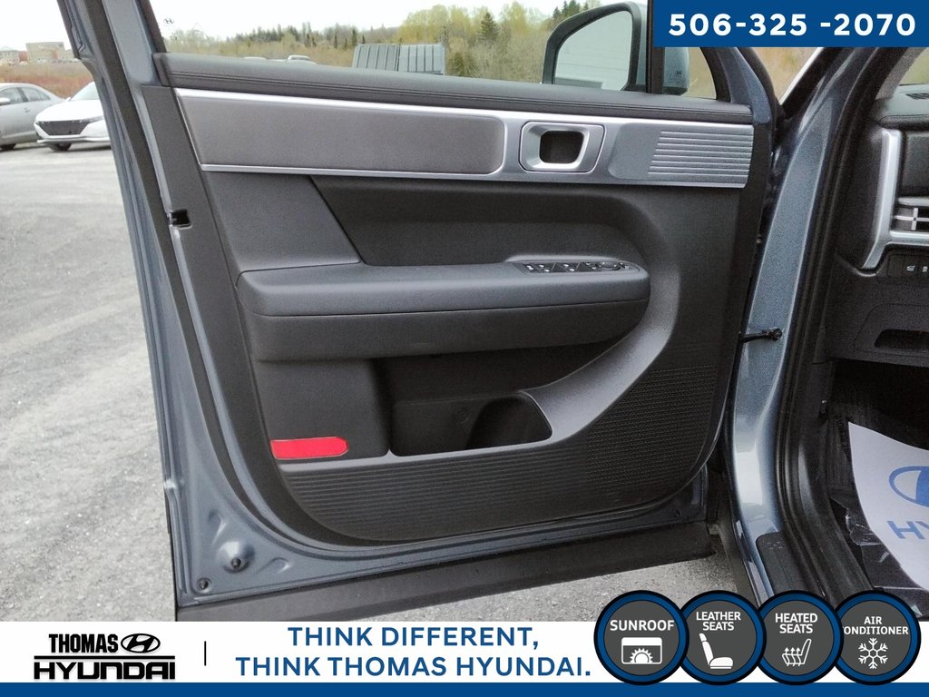2025 Hyundai Santa Fe Hybrid Preferred with Trend in Woodstock, New Brunswick - 22 - w1024h768px