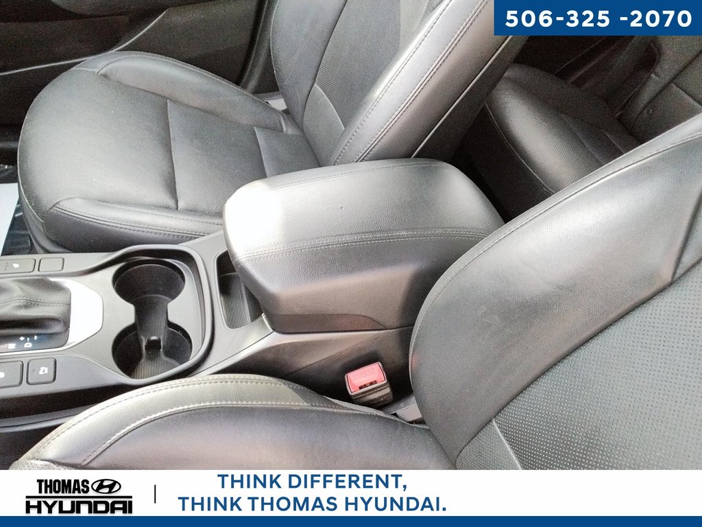 2018 Hyundai Santa Fe Sport 2.4 Luxury in Woodstock, New Brunswick - 33 - w1024h768px