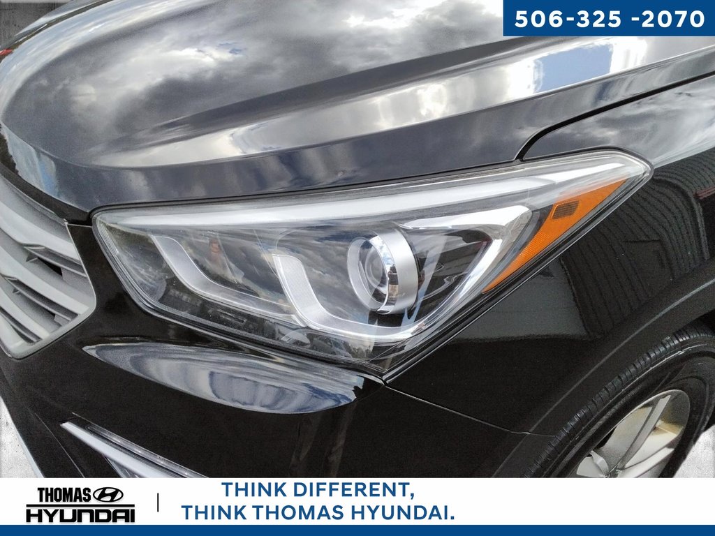 2018 Hyundai Santa Fe Sport 2.4 Luxury in Woodstock, New Brunswick - 8 - w1024h768px