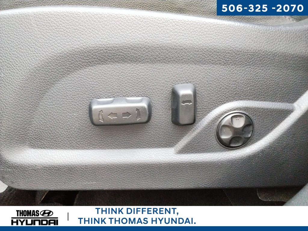 2018 Hyundai Santa Fe Sport 2.4 Luxury in Woodstock, New Brunswick - 19 - w1024h768px