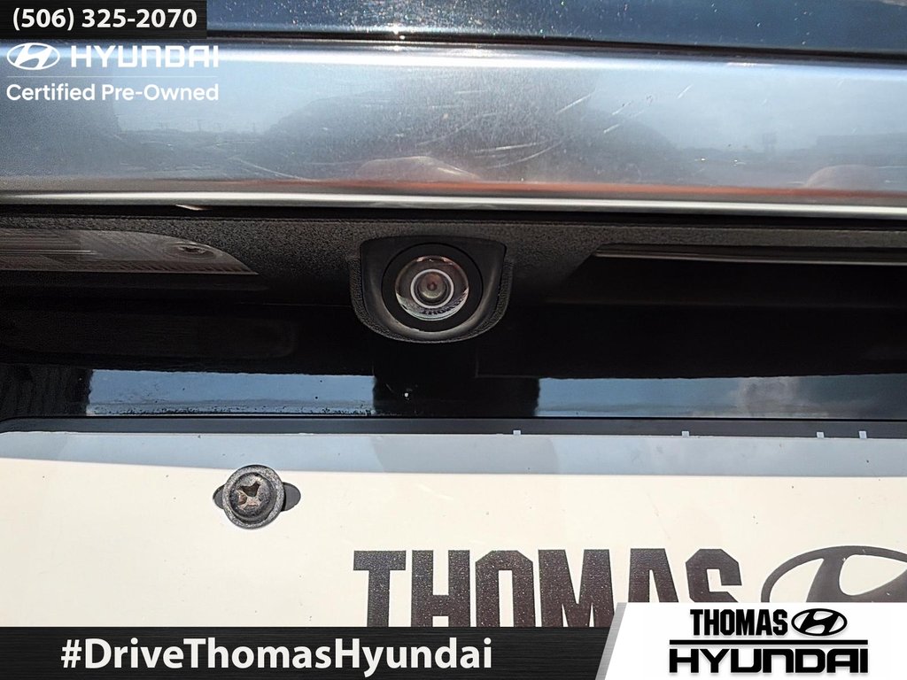 2020 Hyundai Santa Fe Preferred 2.4 in Woodstock, New Brunswick - 8 - w1024h768px