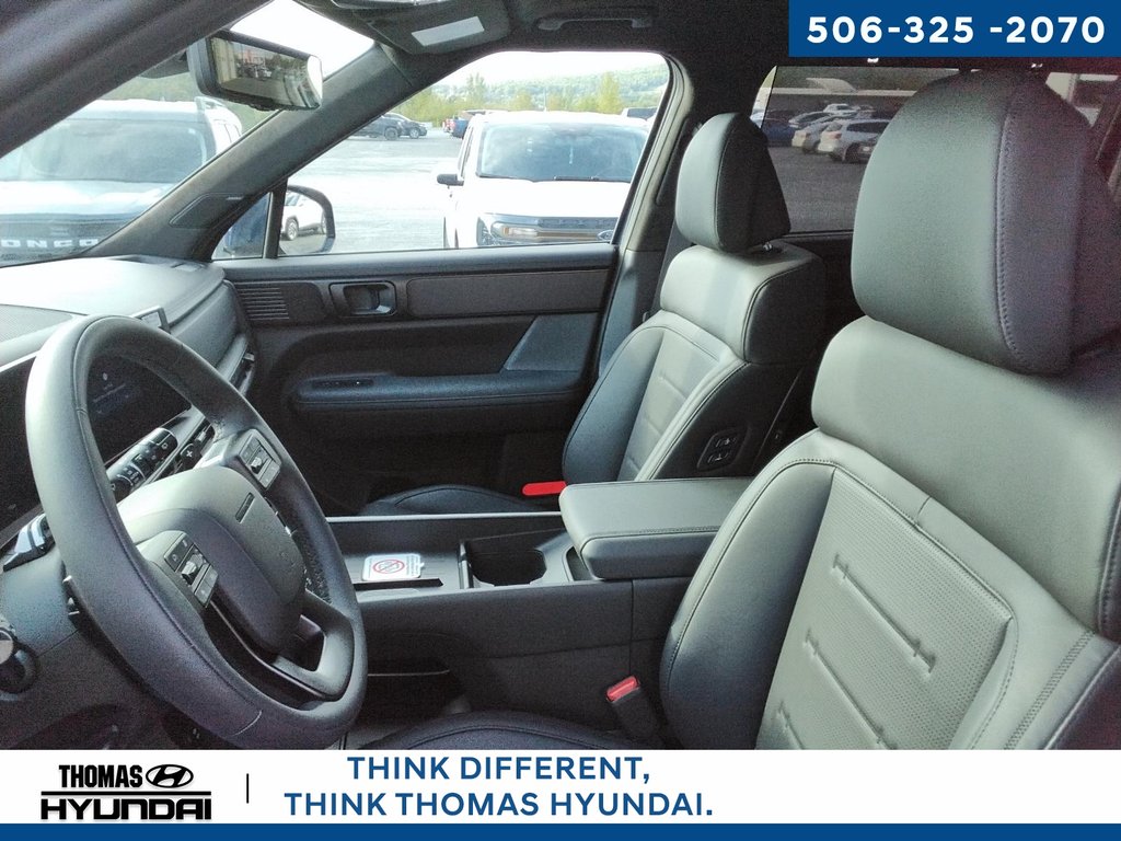 2025 Hyundai Santa Fe Ultimate Calligraphy in Woodstock, New Brunswick - 17 - w1024h768px