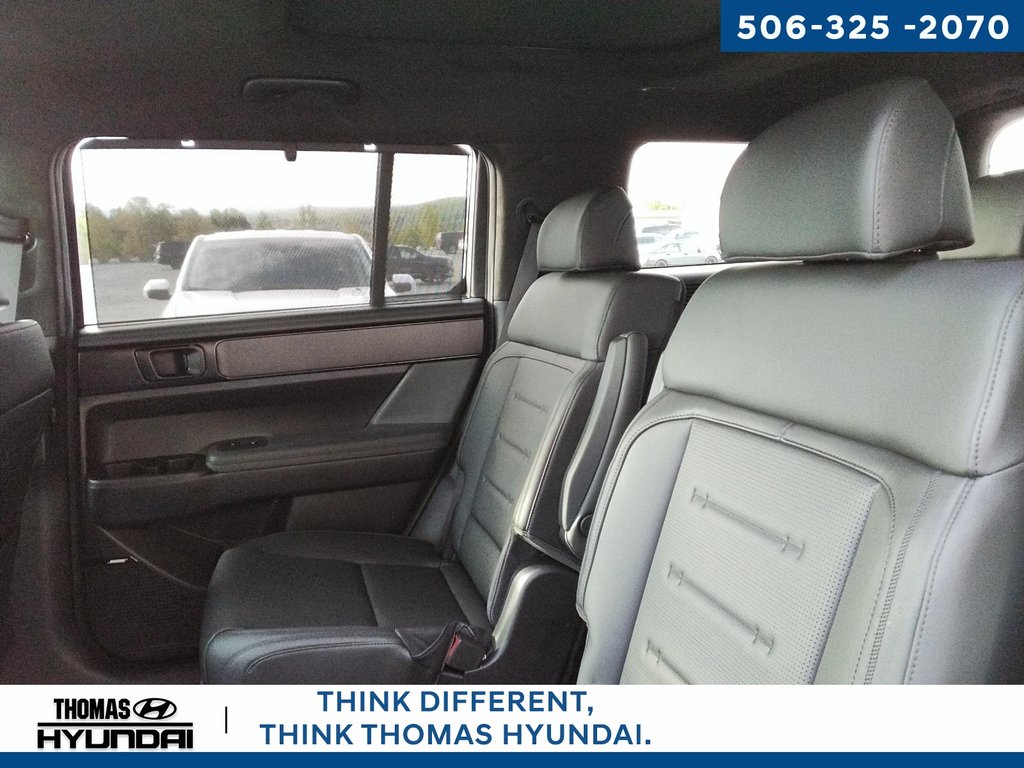 2025 Hyundai Santa Fe Ultimate Calligraphy in Woodstock, New Brunswick - 18 - w1024h768px