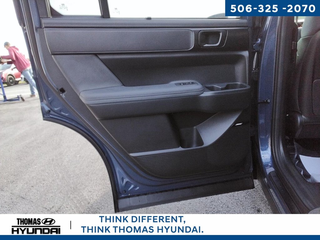 2025 Hyundai Santa Fe Ultimate Calligraphy in Woodstock, New Brunswick - 27 - w1024h768px