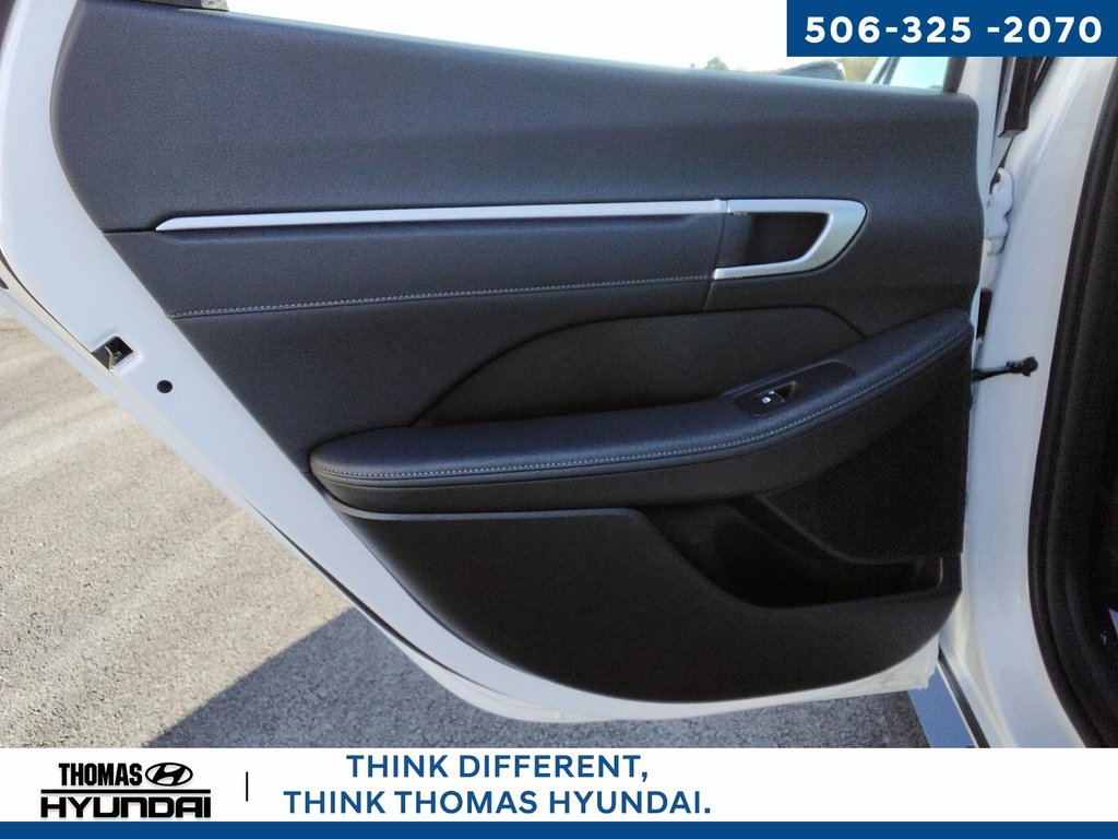 2026 Hyundai Sonata Hybrid Preferred-Trend in Woodstock, New Brunswick - 26 - w1024h768px