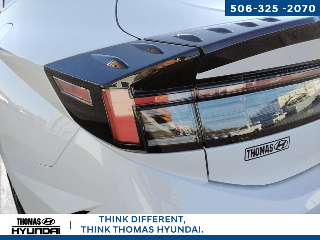 2026 Hyundai Sonata Hybrid Preferred-Trend in Woodstock, New Brunswick - 12 - w1024h768px