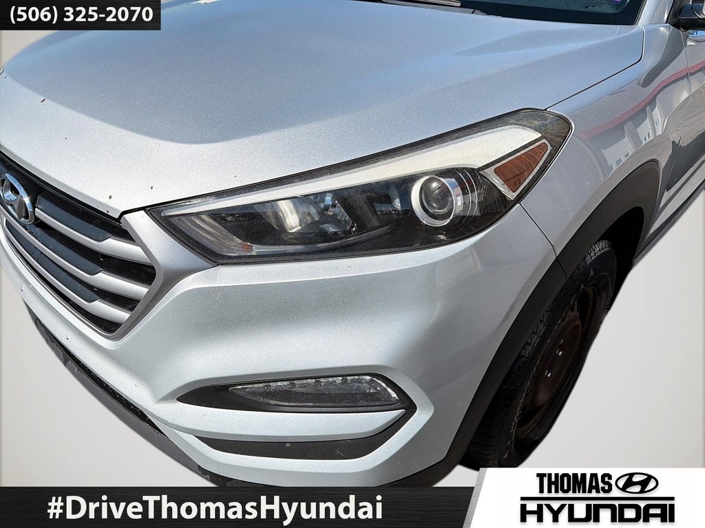 2017 Hyundai Tucson SE in Woodstock, New Brunswick - 3 - w1024h768px