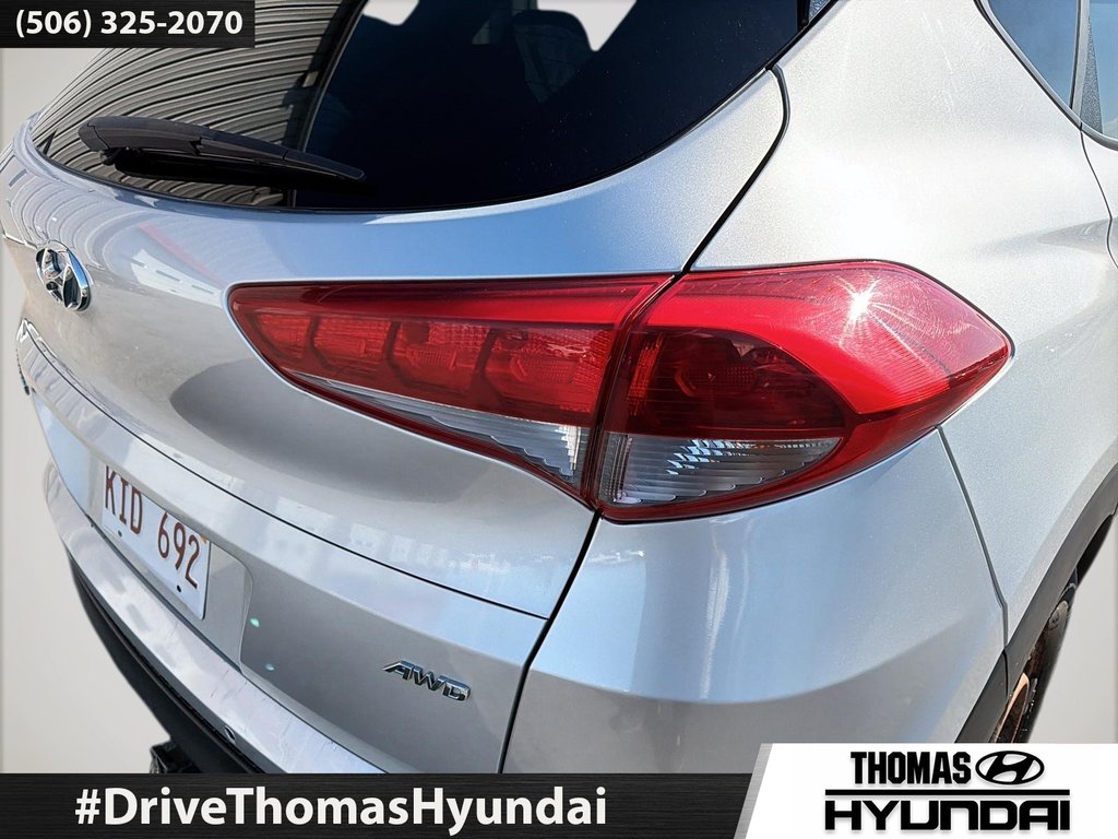 2017 Hyundai Tucson SE in Woodstock, New Brunswick - 12 - w1024h768px