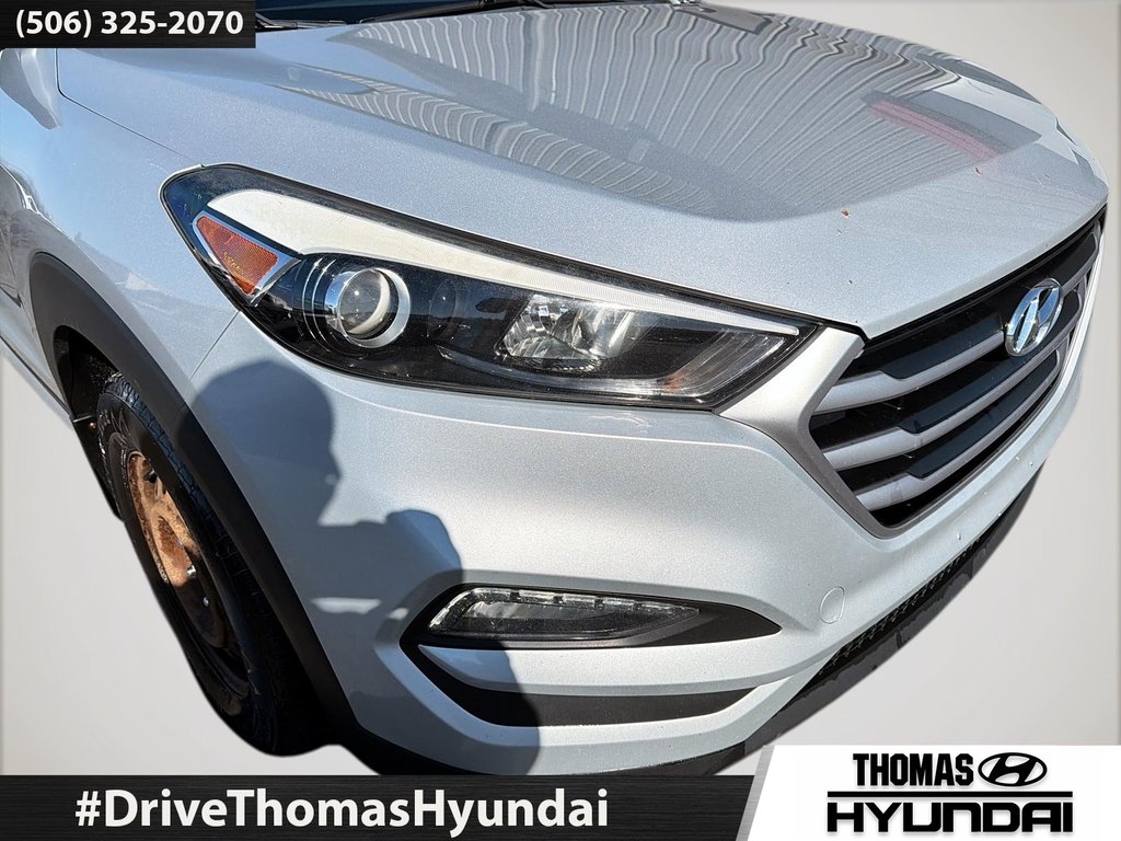 2017 Hyundai Tucson SE in Woodstock, New Brunswick - 4 - w1024h768px