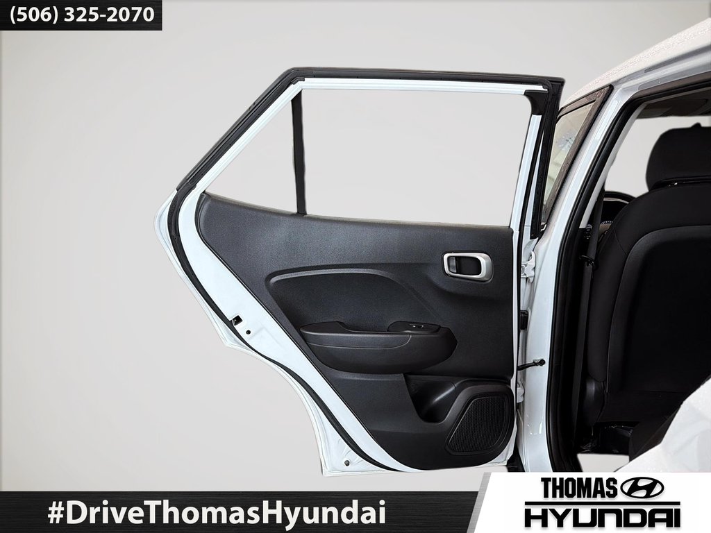Hyundai Venue Essential 2022 à Woodstock, Nouveau-Brunswick - 19 - w1024h768px