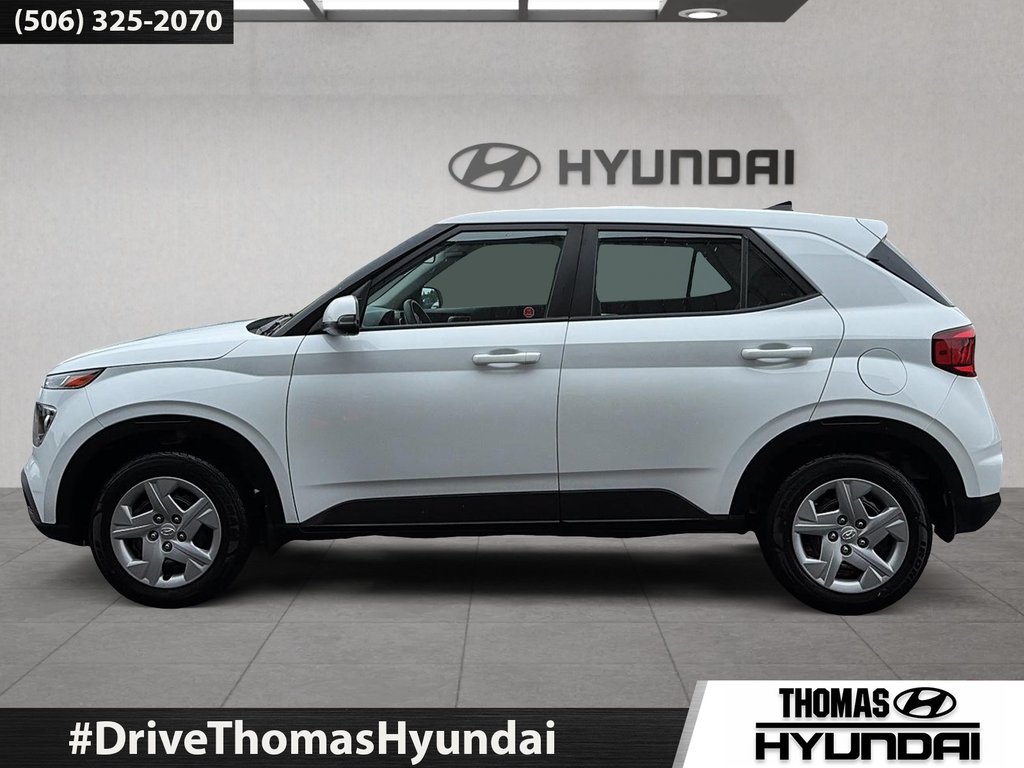 Hyundai Venue Essential 2022 à Woodstock, Nouveau-Brunswick - 9 - w1024h768px