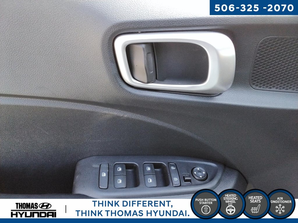 2025 Hyundai Venue Preferred in Woodstock, New Brunswick - 24 - w1024h768px