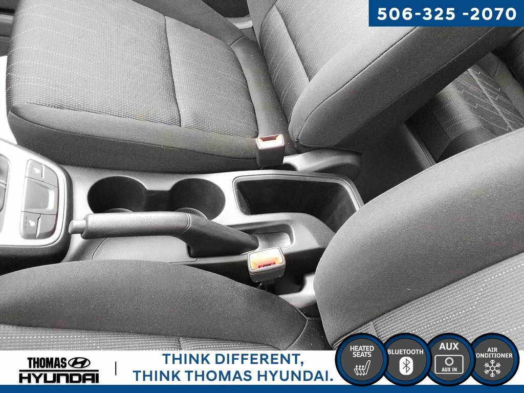 2025 Hyundai Venue Essential in Woodstock, New Brunswick - 33 - w1024h768px