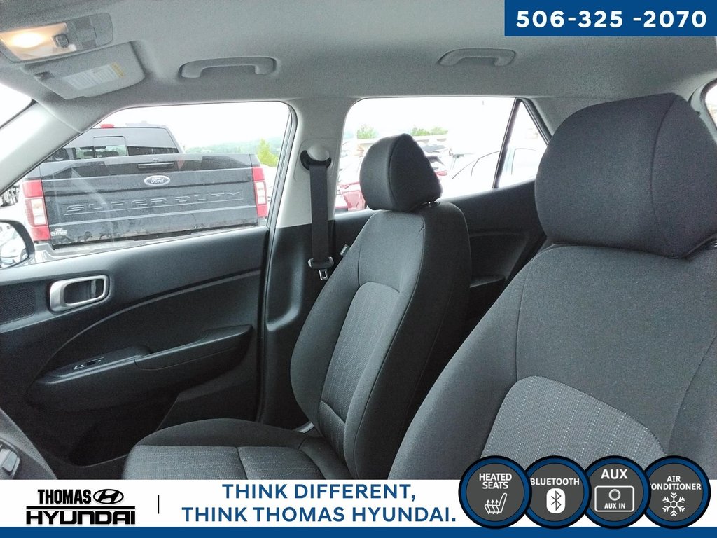 2025 Hyundai Venue Essential in Woodstock, New Brunswick - 15 - w1024h768px