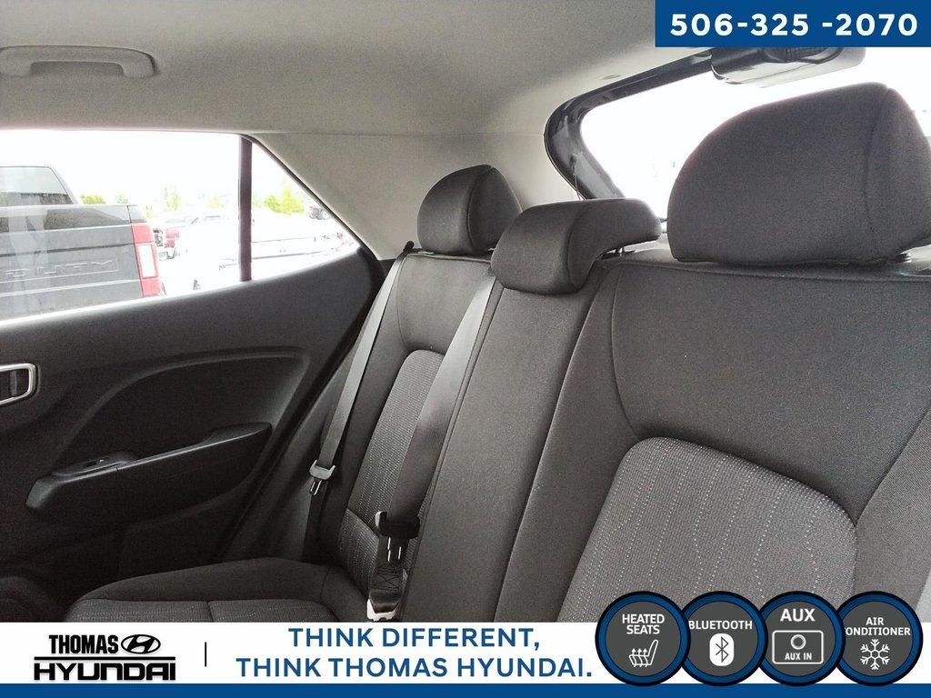 2025 Hyundai Venue Essential in Woodstock, New Brunswick - 17 - w1024h768px
