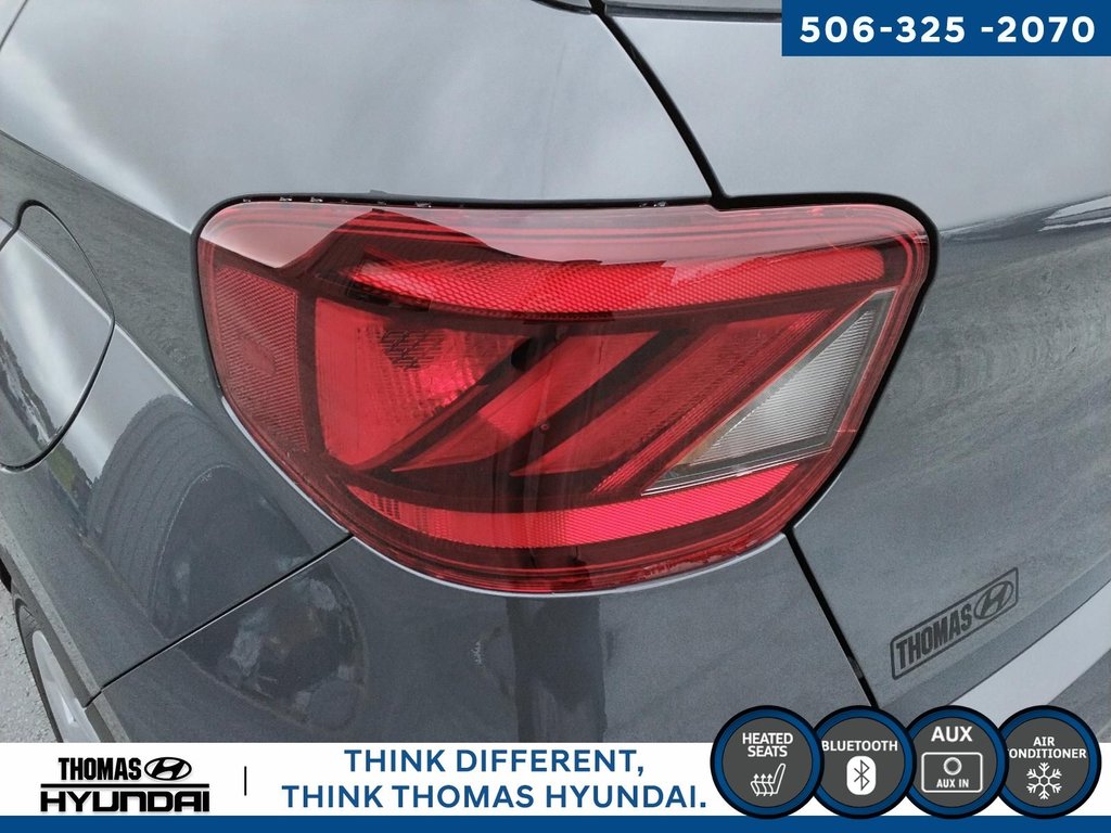 2025 Hyundai Venue Essential in Woodstock, New Brunswick - 12 - w1024h768px
