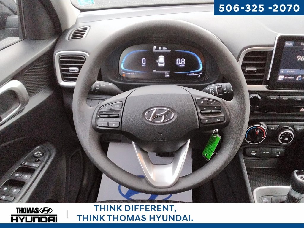 Hyundai Venue Essential 2025 à Woodstock, Nouveau-Brunswick - 23 - w1024h768px